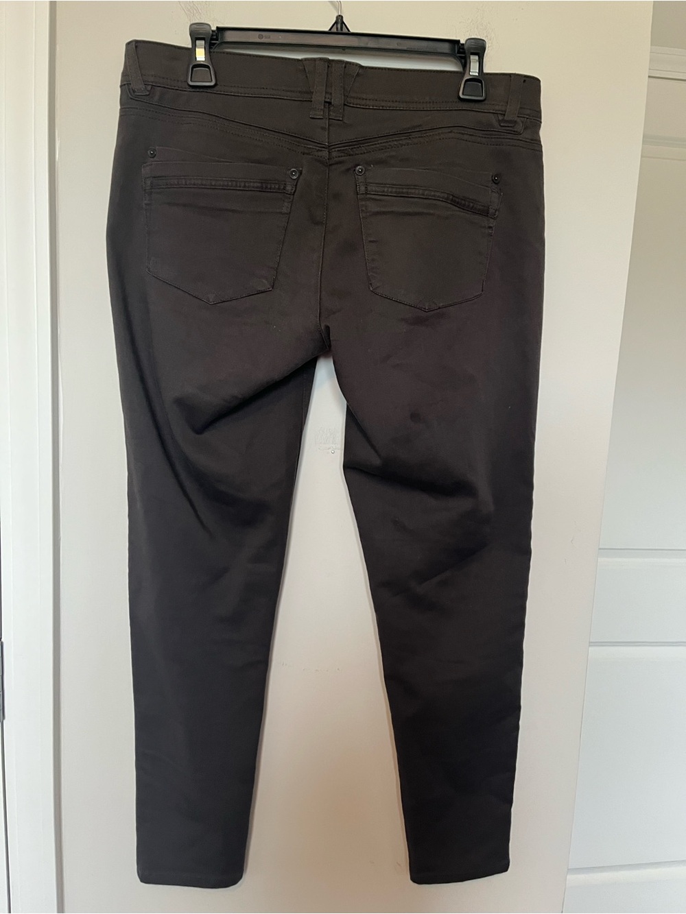 Democracy Women’s Dark Gray Skinny Jeans - Picture 2 of 4